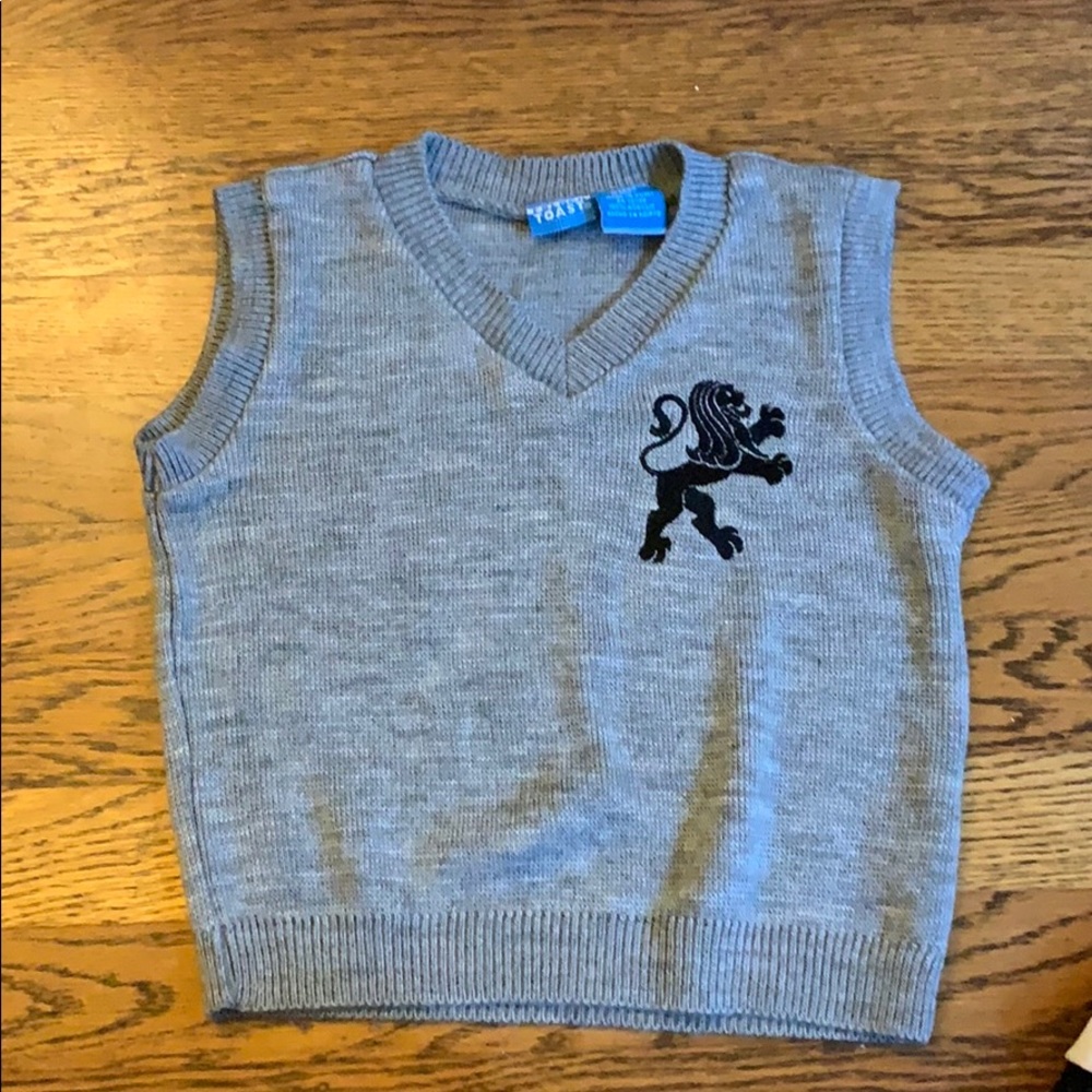 Sweater vest